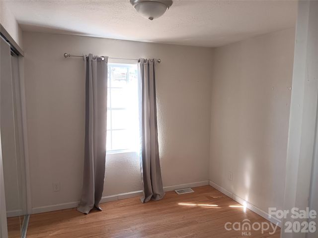 8443 Shiredale Lane, Charlotte, NC 28212