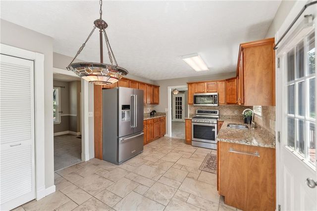 4071 Stephanie Court NW, Kennesaw, GA 30152
