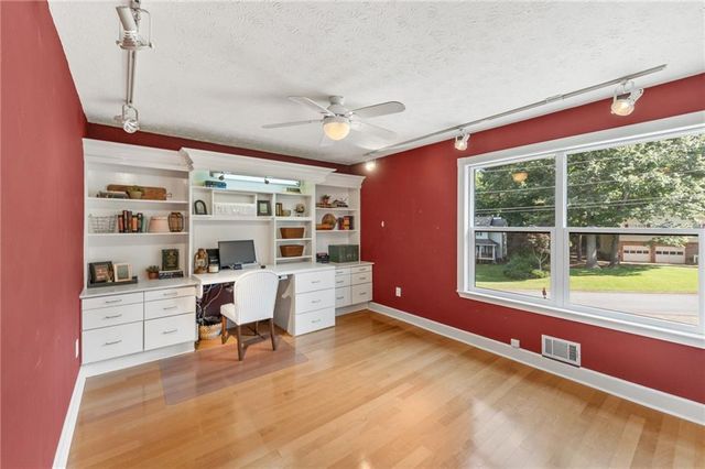 4071 Stephanie Court NW, Kennesaw, GA 30152