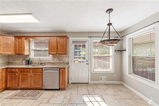 4071 Stephanie Court NW, Kennesaw, GA 30152