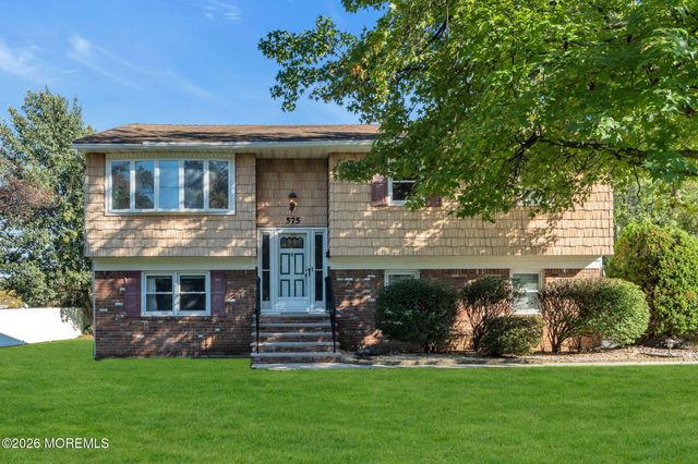 575 Harmony Road, Middletown, NJ 07748