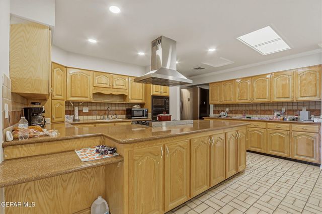 5716 CORY Drive, El Paso, TX 79932