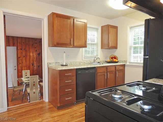 339 Grand Boulevard, Bedford, OH 44146