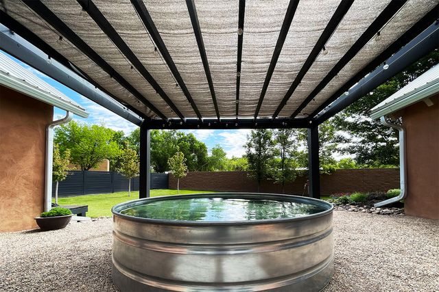 205 Rancho Alondra Road, Corrales, NM 87048