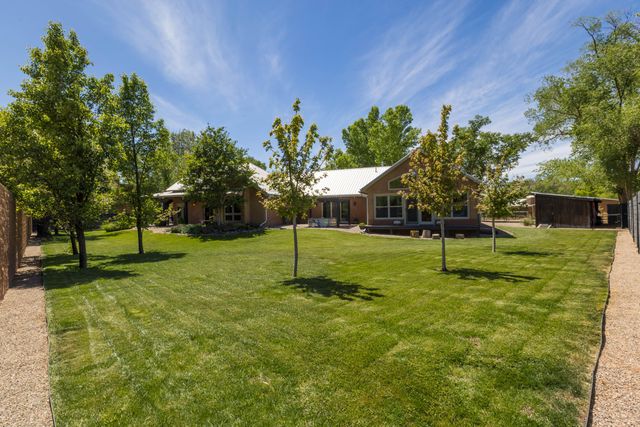 205 Rancho Alondra Road, Corrales, NM 87048