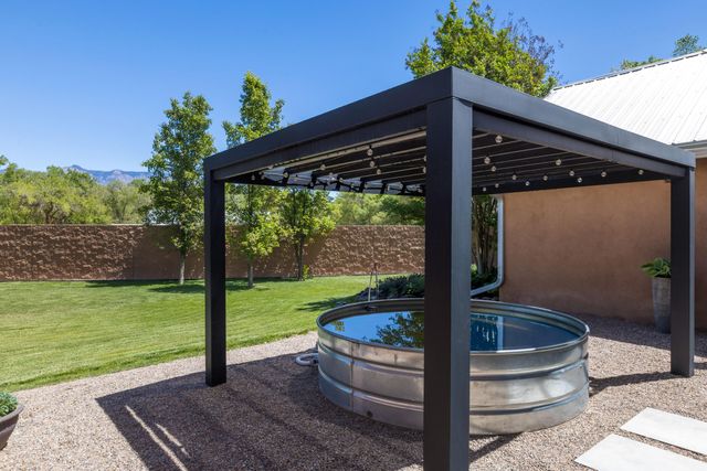 205 Rancho Alondra Road, Corrales, NM 87048