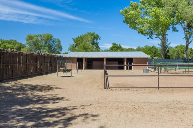 205 Rancho Alondra Road, Corrales, NM 87048