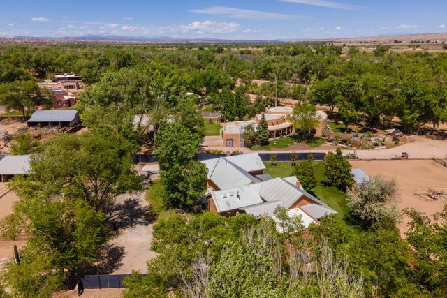 205 Rancho Alondra Road, Corrales, NM 87048