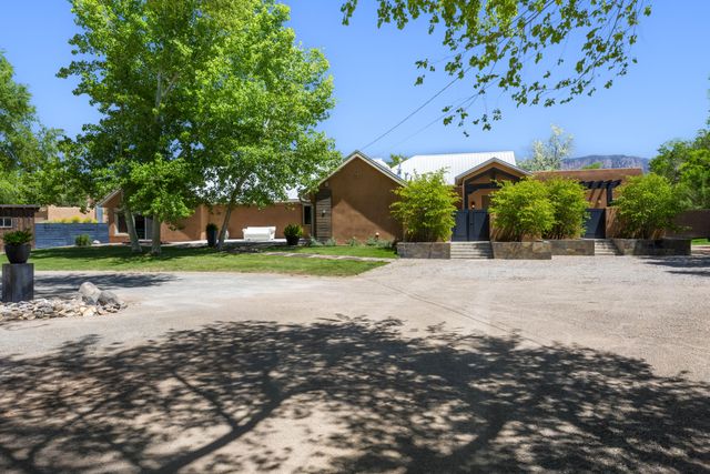 205 Rancho Alondra Road, Corrales, NM 87048