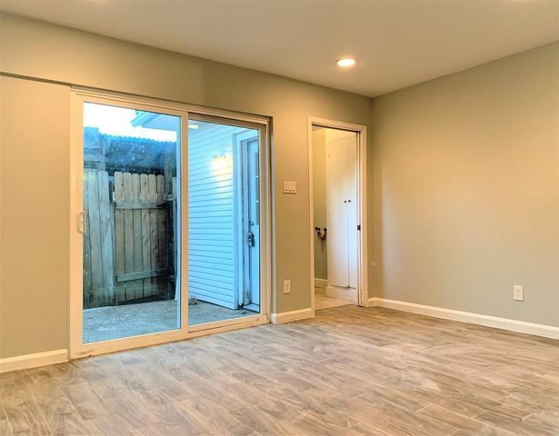 10004 Westview A, Houston, TX 77055