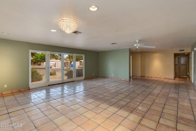 1569 W El Caminito Drive, Phoenix, AZ 85021