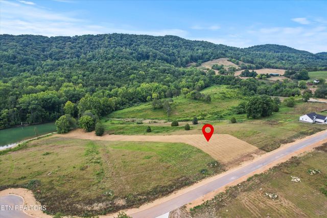 Waterfront Knoll, Sharps Chapel, TN 37866