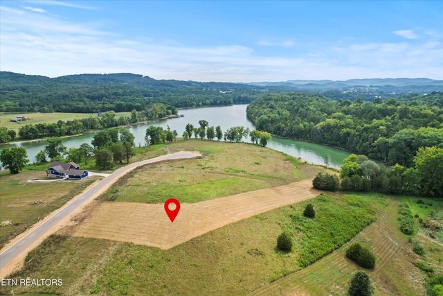 Waterfront Knoll, Sharps Chapel, TN 37866