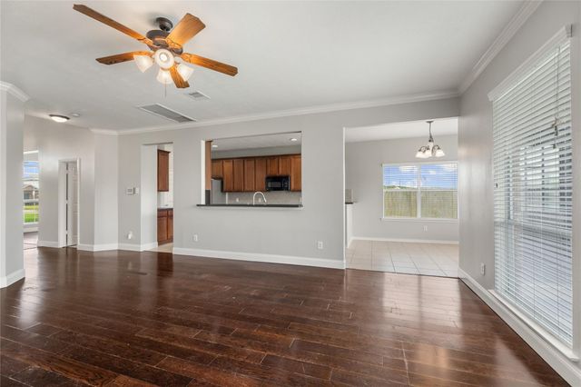 5027 Wimberly Lane, Baytown, TX 77523