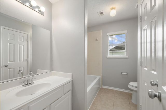 5027 Wimberly Lane, Baytown, TX 77523