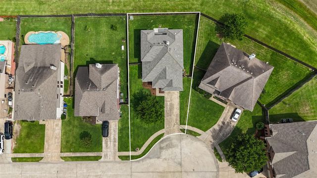 5027 Wimberly Lane, Baytown, TX 77523