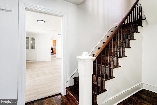 476 E E QUEEN STREET, Chambersburg, PA 17201
