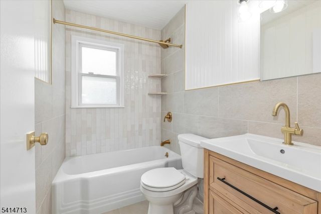 187 Gubernat Dr, South Plainfield Boro, NJ 07080