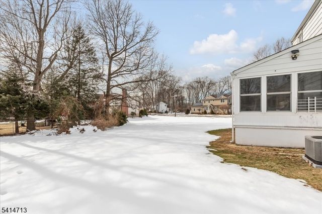 187 Gubernat Dr, South Plainfield Boro, NJ 07080