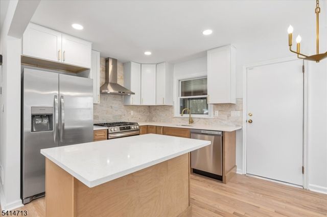 187 Gubernat Dr, South Plainfield Boro, NJ 07080