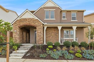 486 Lassen Way, Marina, CA 93933