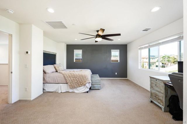 310 Falabella Ln, Fallbrook, CA 92028