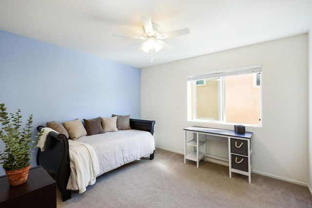 310 Falabella Ln, Fallbrook, CA 92028