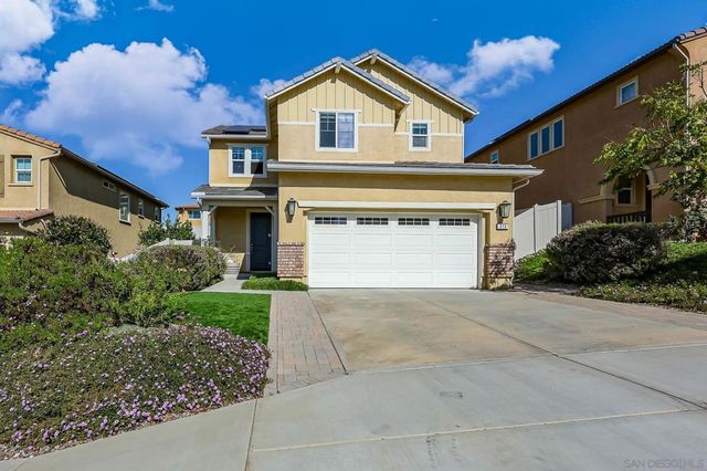 310 Falabella Ln, Fallbrook, CA 92028