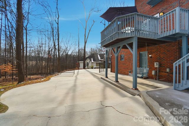 4316 Appaloosa Lane, Charlotte, NC 28215