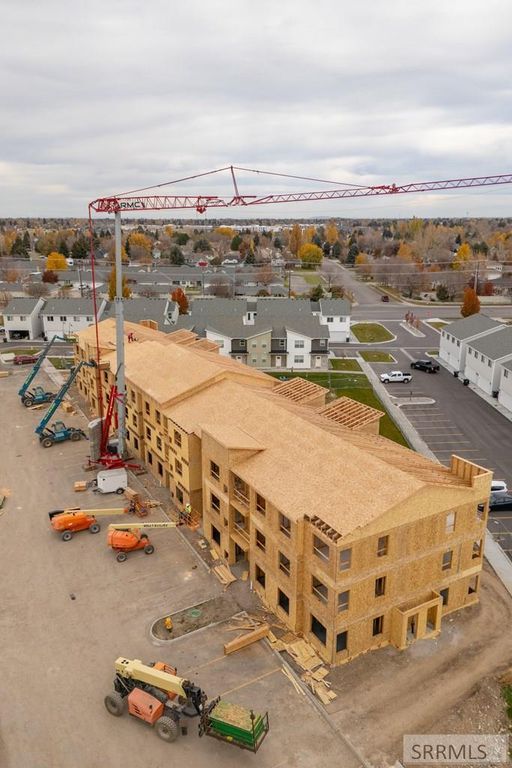 Image 15 of property listing at 796 E Sunnyside Road # 301, Idaho Falls, ID 83401