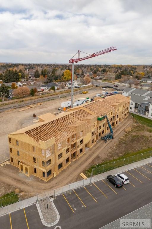 Image 16 of property listing at 796 E Sunnyside Road # 301, Idaho Falls, ID 83401