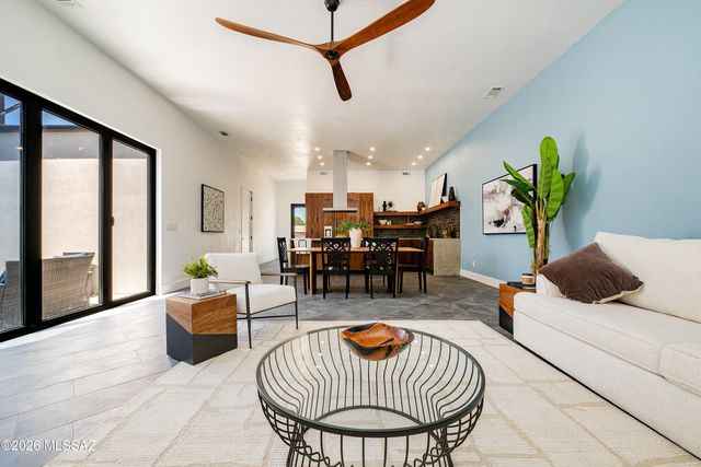2227 E Helen Street, Tucson, AZ 85719