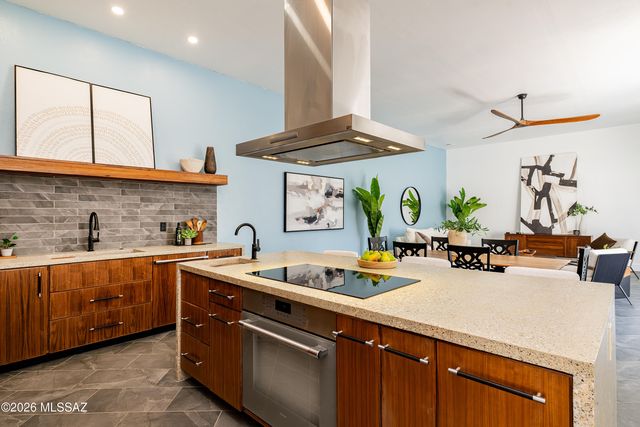 2227 E Helen Street, Tucson, AZ 85719