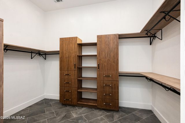2227 E Helen Street, Tucson, AZ 85719