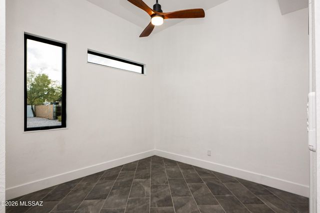 2227 E Helen Street, Tucson, AZ 85719
