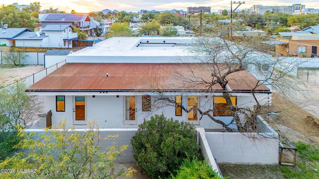 2227 E Helen Street, Tucson, AZ 85719