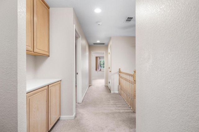 1500 Scenic Drive 18, Modesto, CA 95355