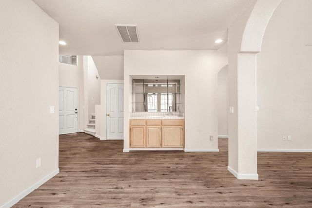 1500 Scenic Drive 18, Modesto, CA 95355