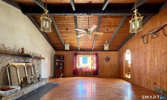 36 Utica Street, Milford, CT 06461