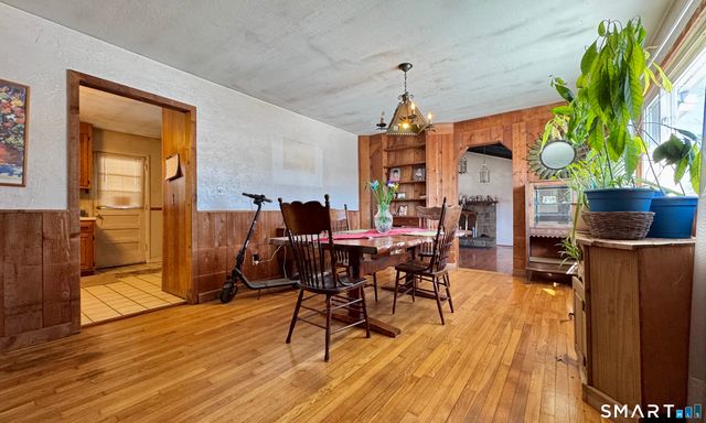 36 Utica Street, Milford, CT 06461