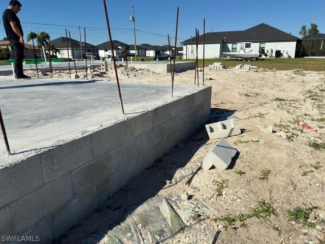 1101 NW 31st PL, Cape Coral, FL 33993