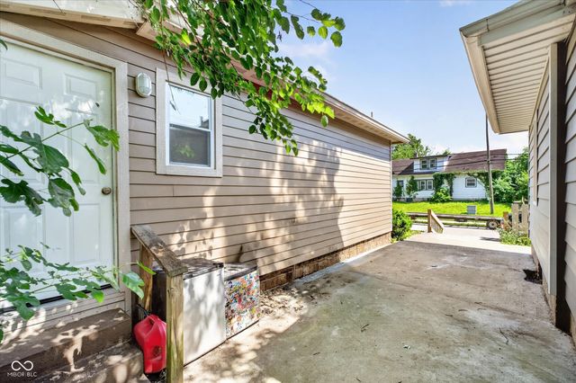4002 Byram Avenue, Indianapolis, IN 46208