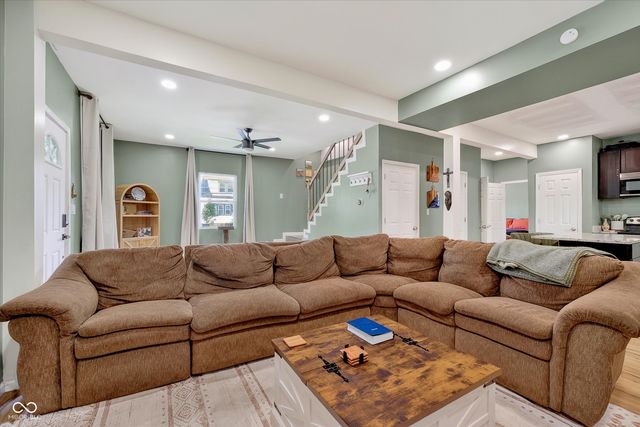 4002 Byram Avenue, Indianapolis, IN 46208