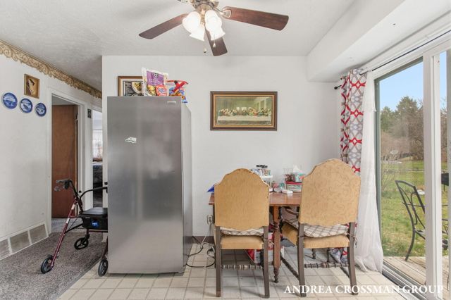 910 N Washington Avenue, Battle Creek, MI 49037