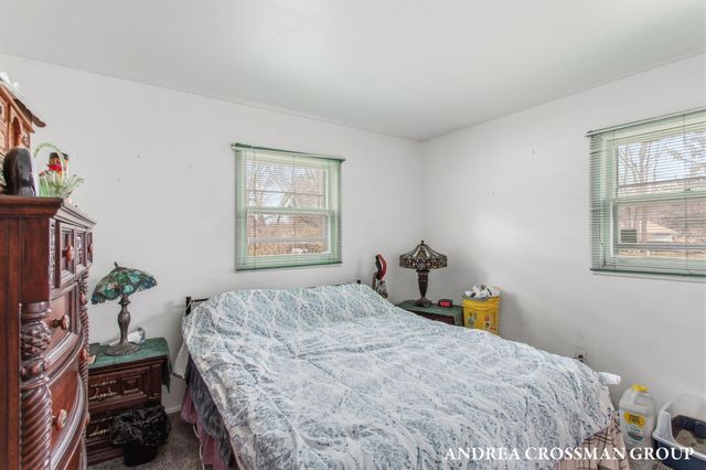 910 N Washington Avenue, Battle Creek, MI 49037