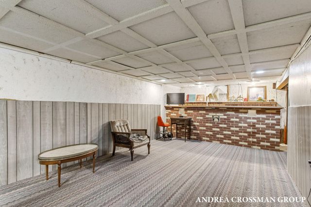 910 N Washington Avenue, Battle Creek, MI 49037