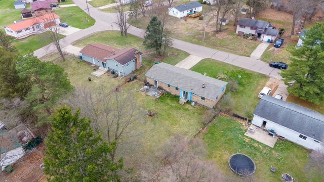 910 N Washington Avenue, Battle Creek, MI 49037