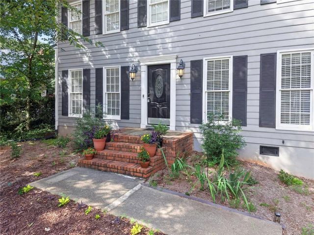 206 Comstock Court, Lawrenceville, GA 30044
