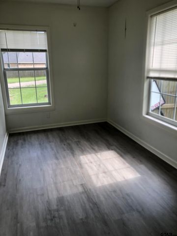 6181 County Road 1143, Tyler, TX 75704