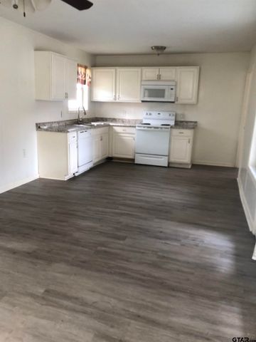 6181 County Road 1143, Tyler, TX 75704